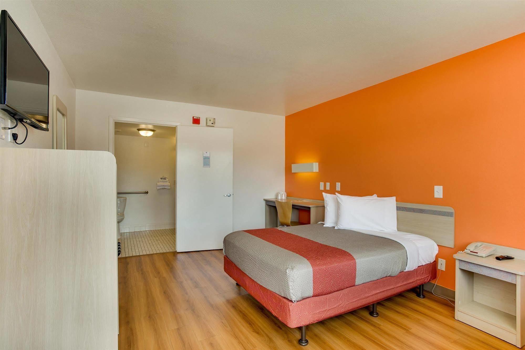 Motel 6-Albuquerque, Nm - Carlisle Екстер'єр фото