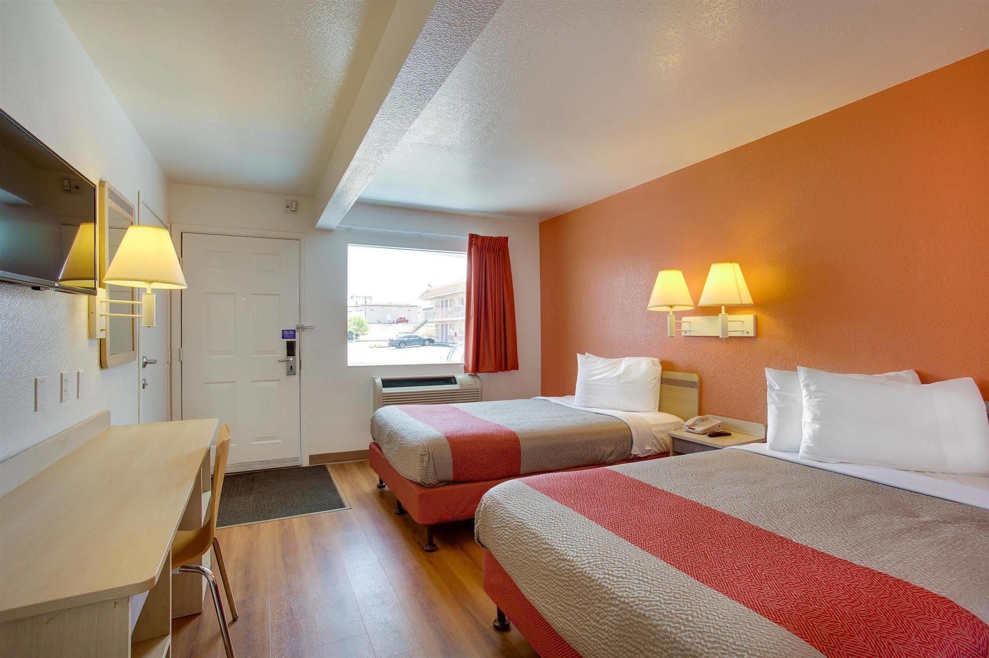 Motel 6-Albuquerque, Nm - Carlisle Екстер'єр фото